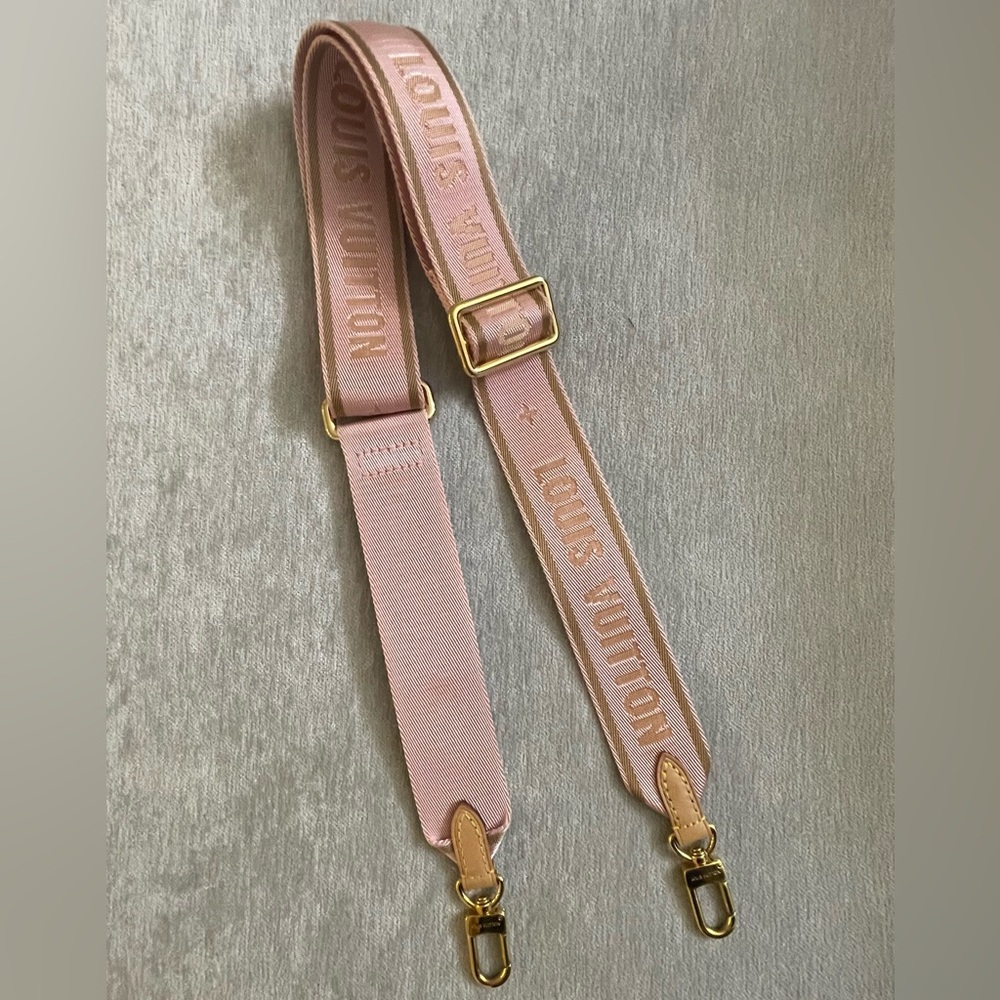Monogram Multi Pochette Accessories Shoulder Strap Rose Clair